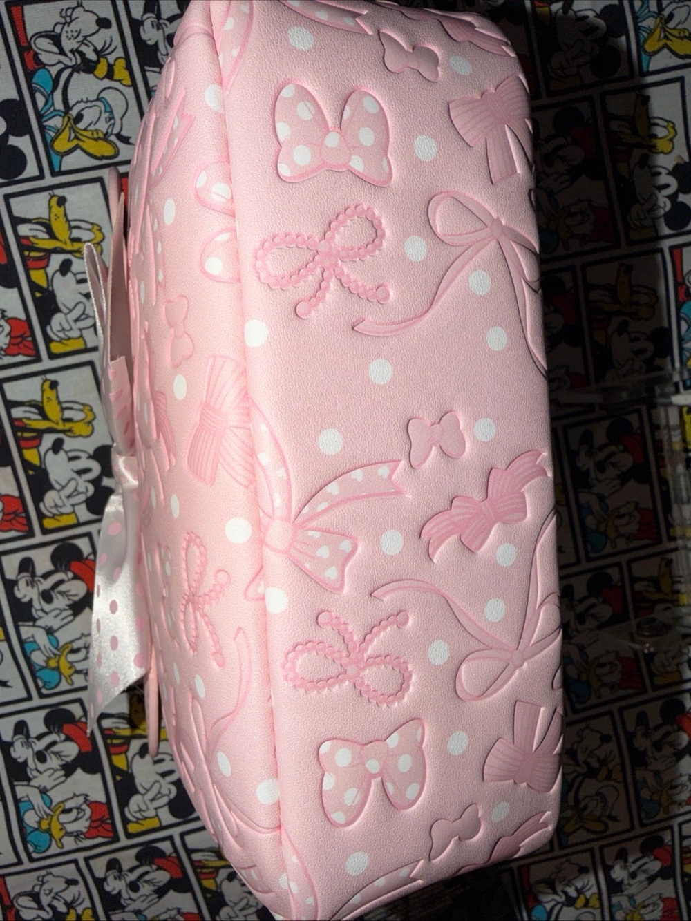 Loungefly Minnie Mouse Pink Makeup Bag With Bows Ears NWT 2025 - Picture 6 of 10